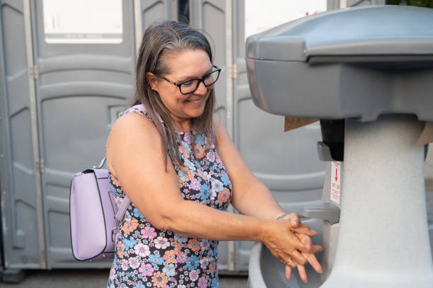 Portable Toilet Options We Offer in Fairview, CA